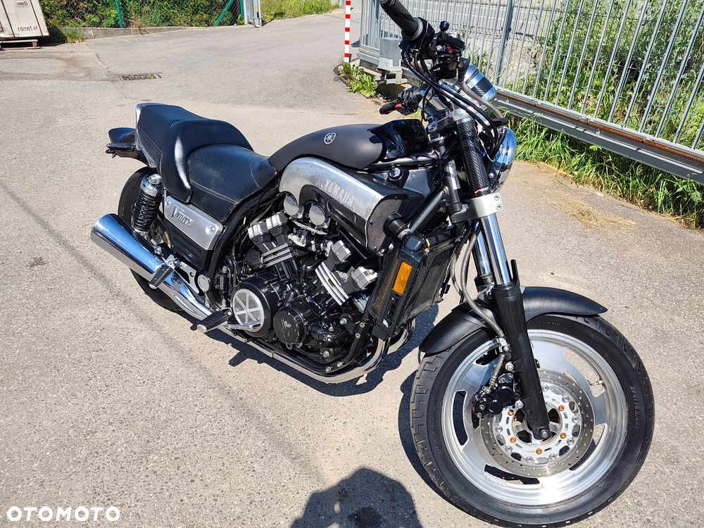 Yamaha Venture - 3
