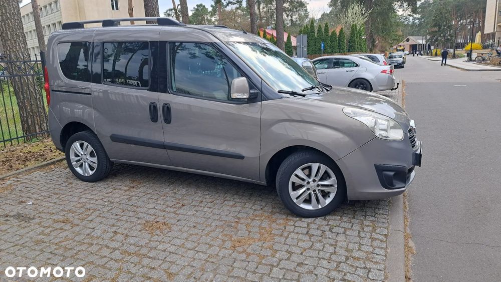 Opel Combo 1.6 CDTI Enjoy - 3