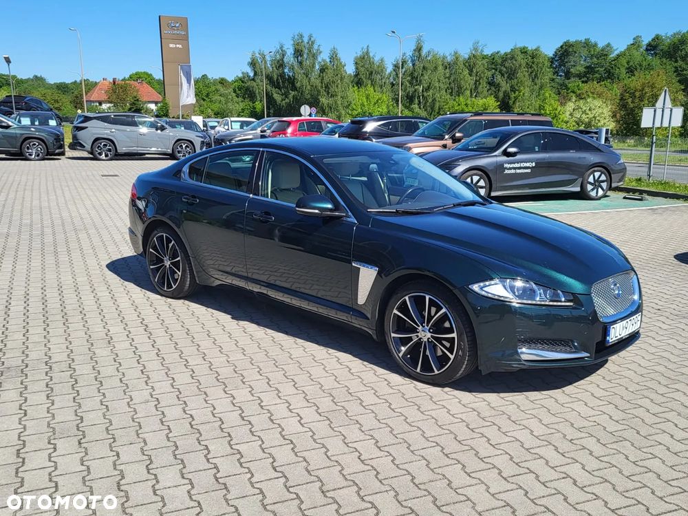 Jaguar XF 2.2 D Premium Luxury - 26