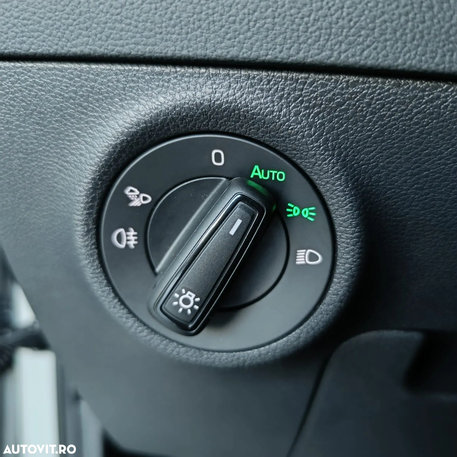 Skoda Karoq 2.0 TDI 4X4 DSG Sportline - 11