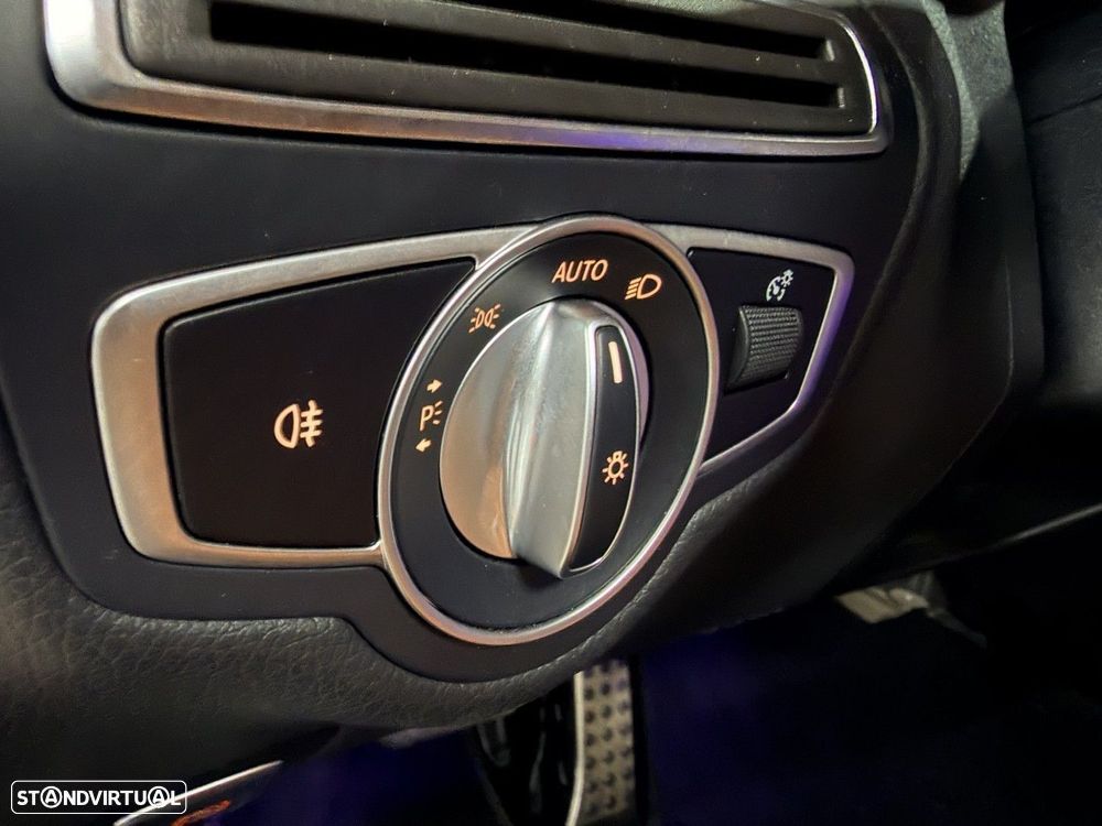 Mercedes-Benz C 180 9G-TRONIC AMG Line - 31