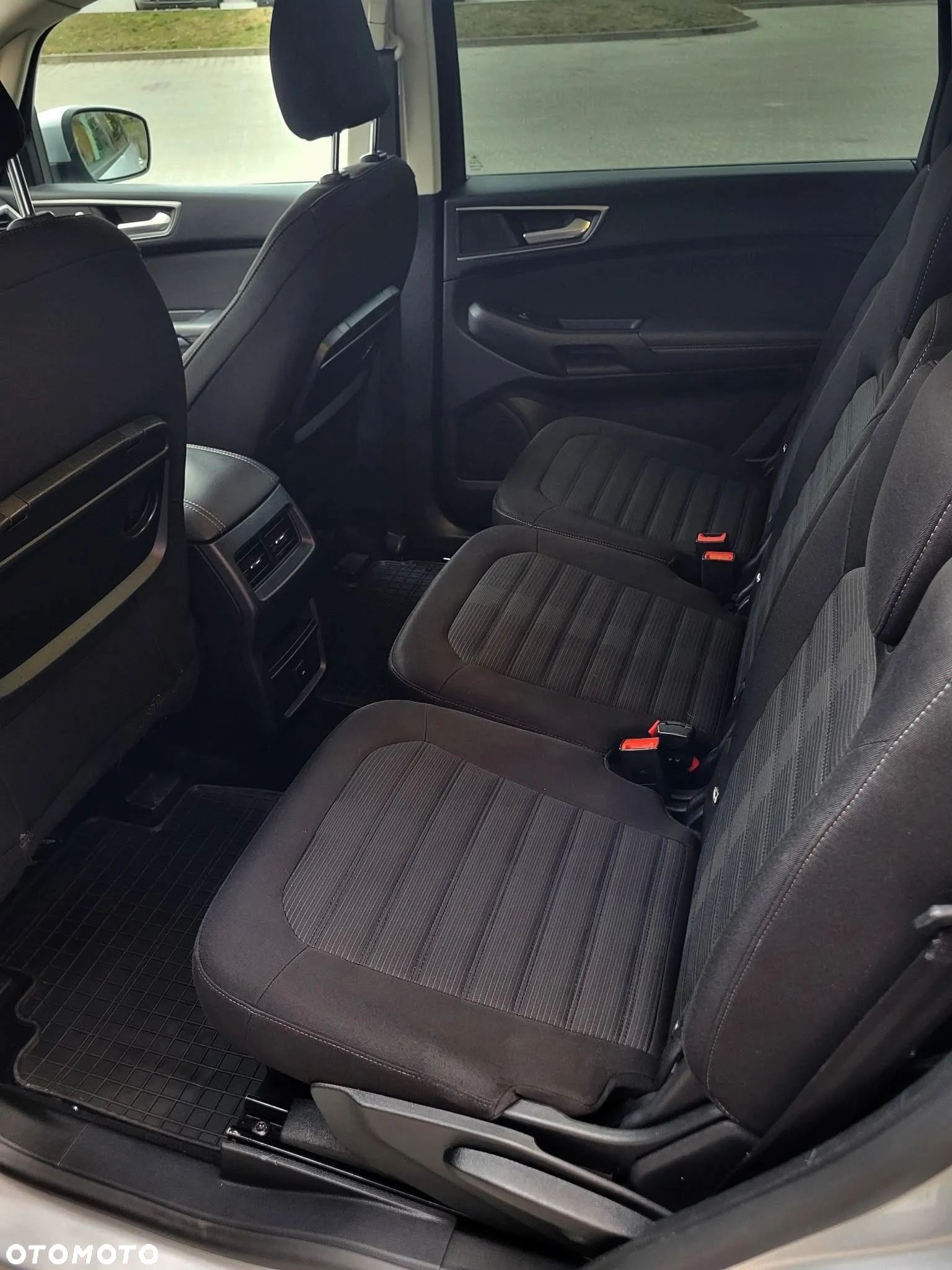 Ford S-Max 2.0 EcoBlue Titanium - 9