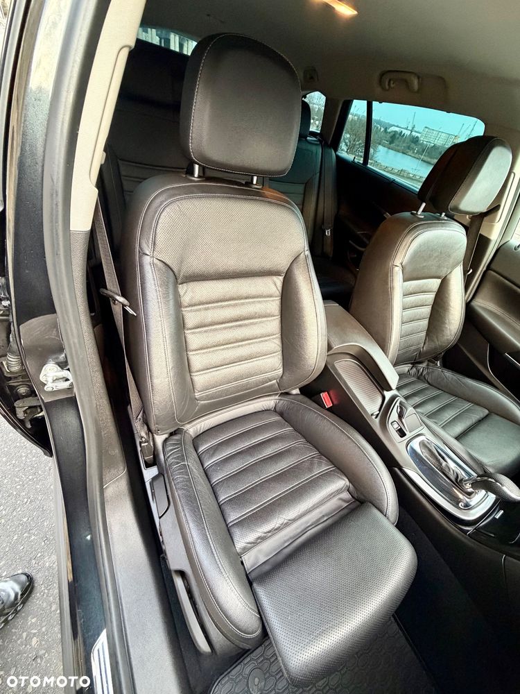 Opel Insignia 2.0 T Executive 4x4 - 21