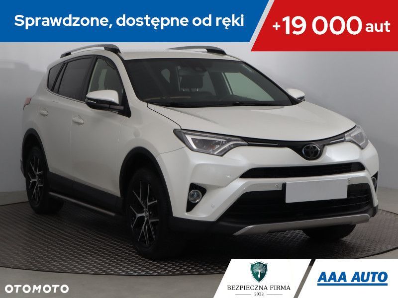 Toyota RAV4 - 1
