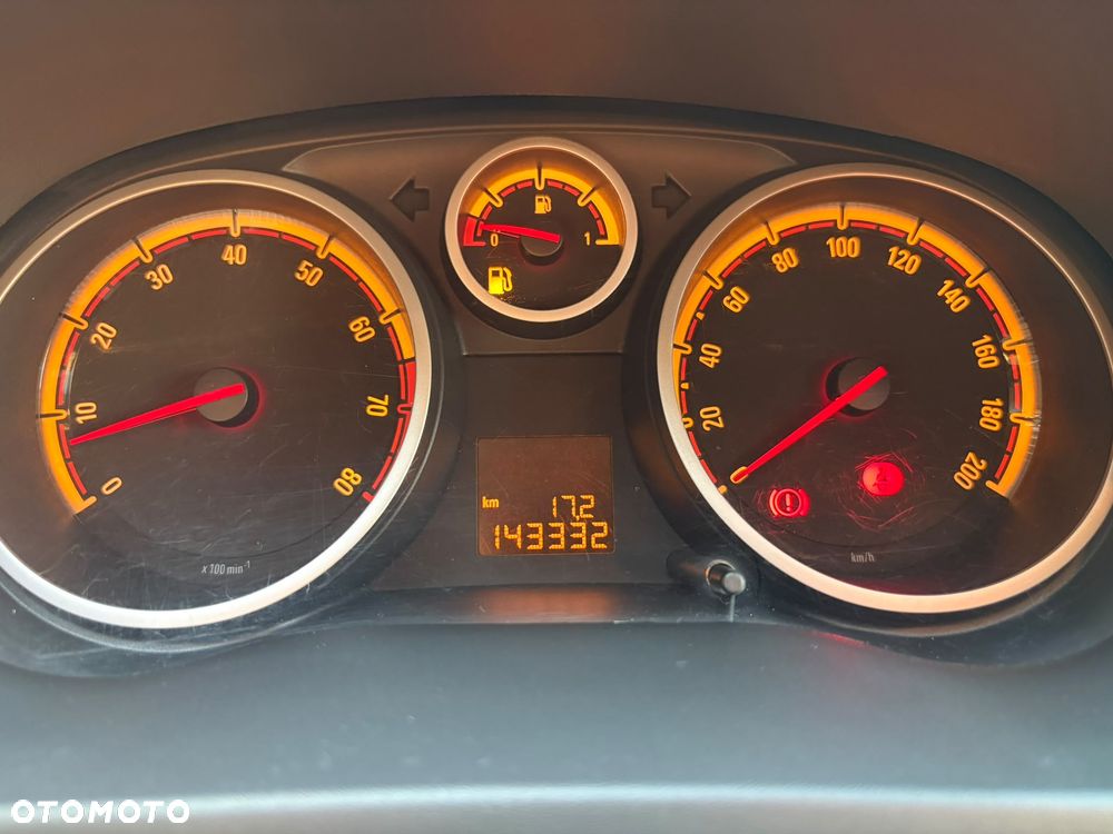 Opel Corsa 1.4 16V Cosmo - 16