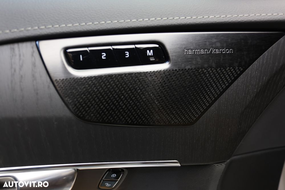 Volvo XC 90 B5 D AWD Ultimate Dark - 14