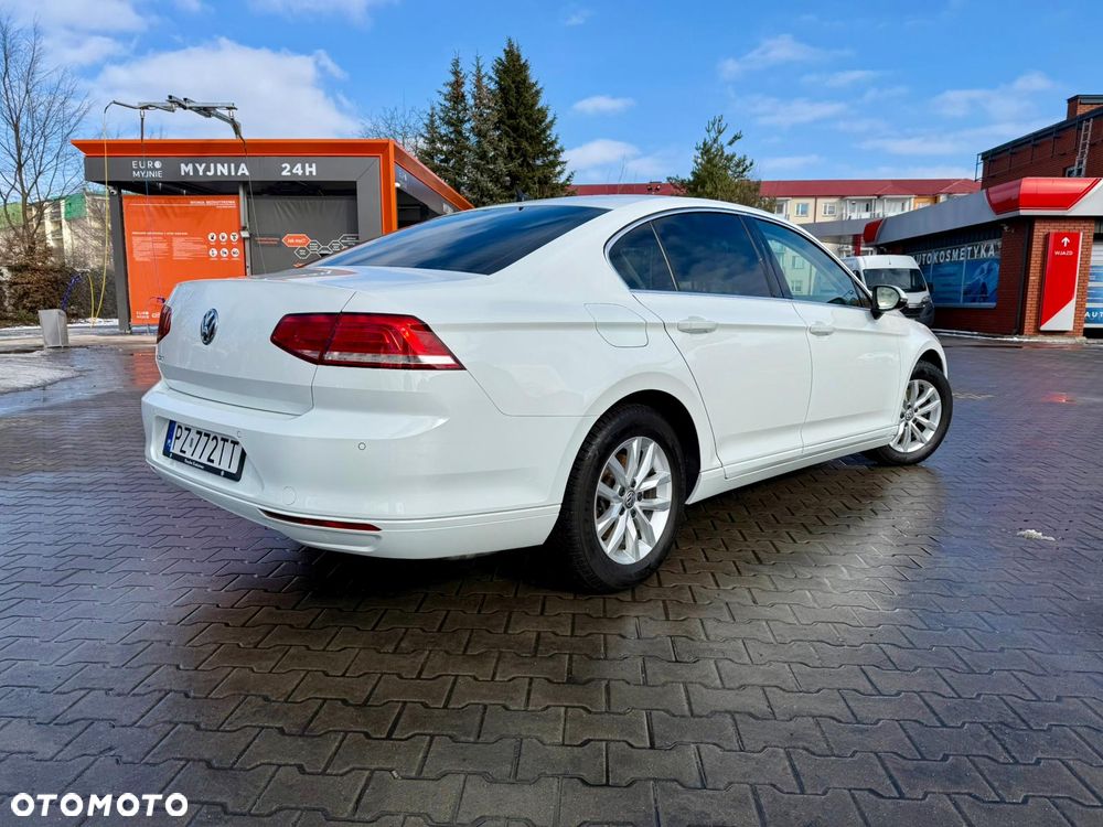 Volkswagen Passat - 3