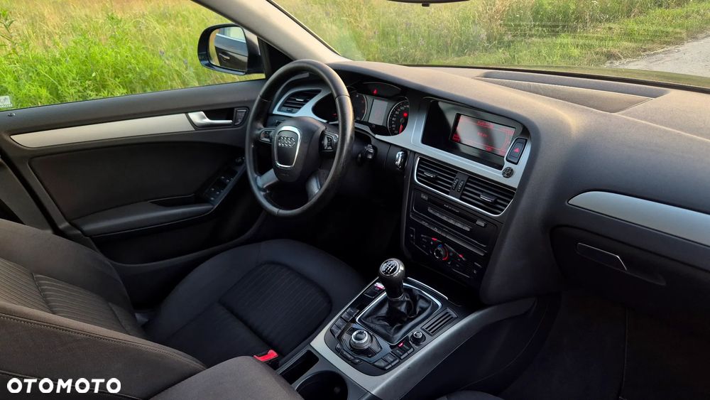 Audi A4 Limousine 2.0 TDI - 5