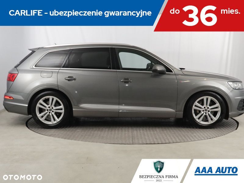 Audi Q7 - 7