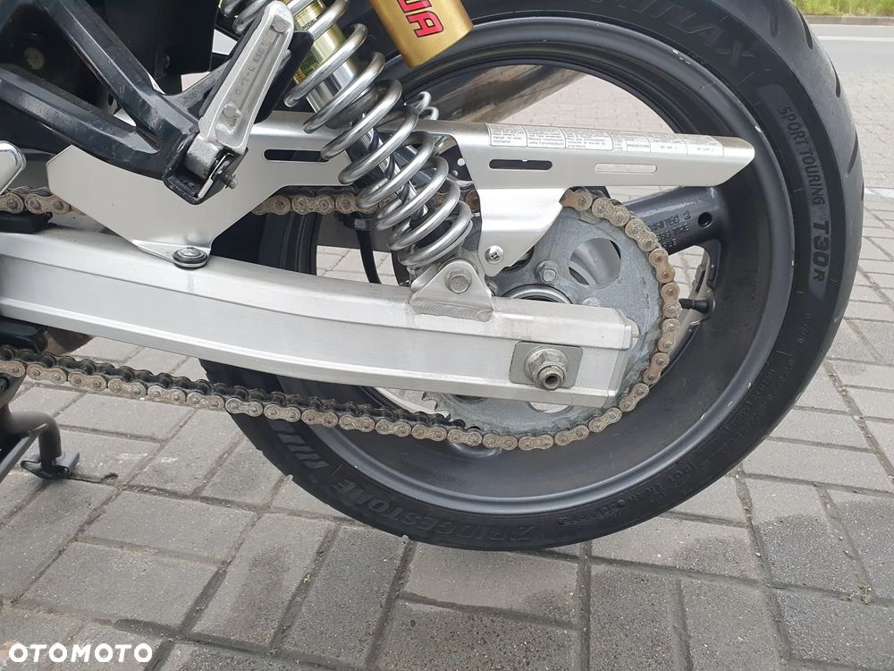 Suzuki GSX - 34