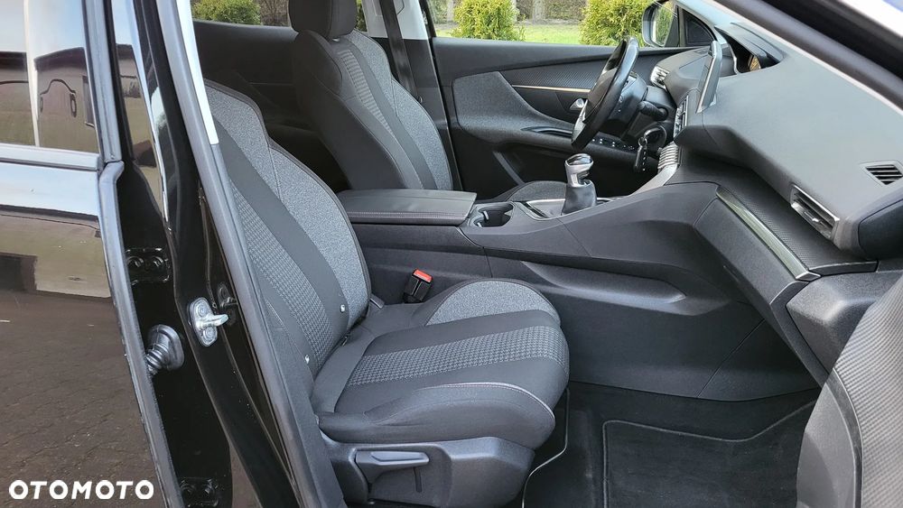 Peugeot 3008 PureTech 130 Stop & Start GPF Active Pack - 8