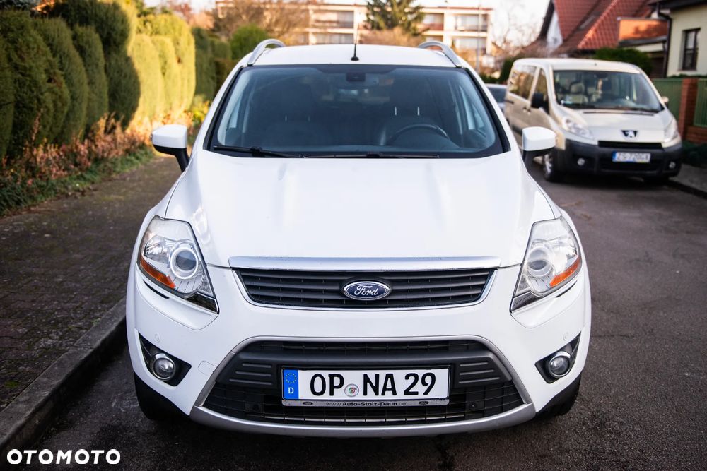 Ford Kuga 2.0 TDCi 4x4 Titanium - 2