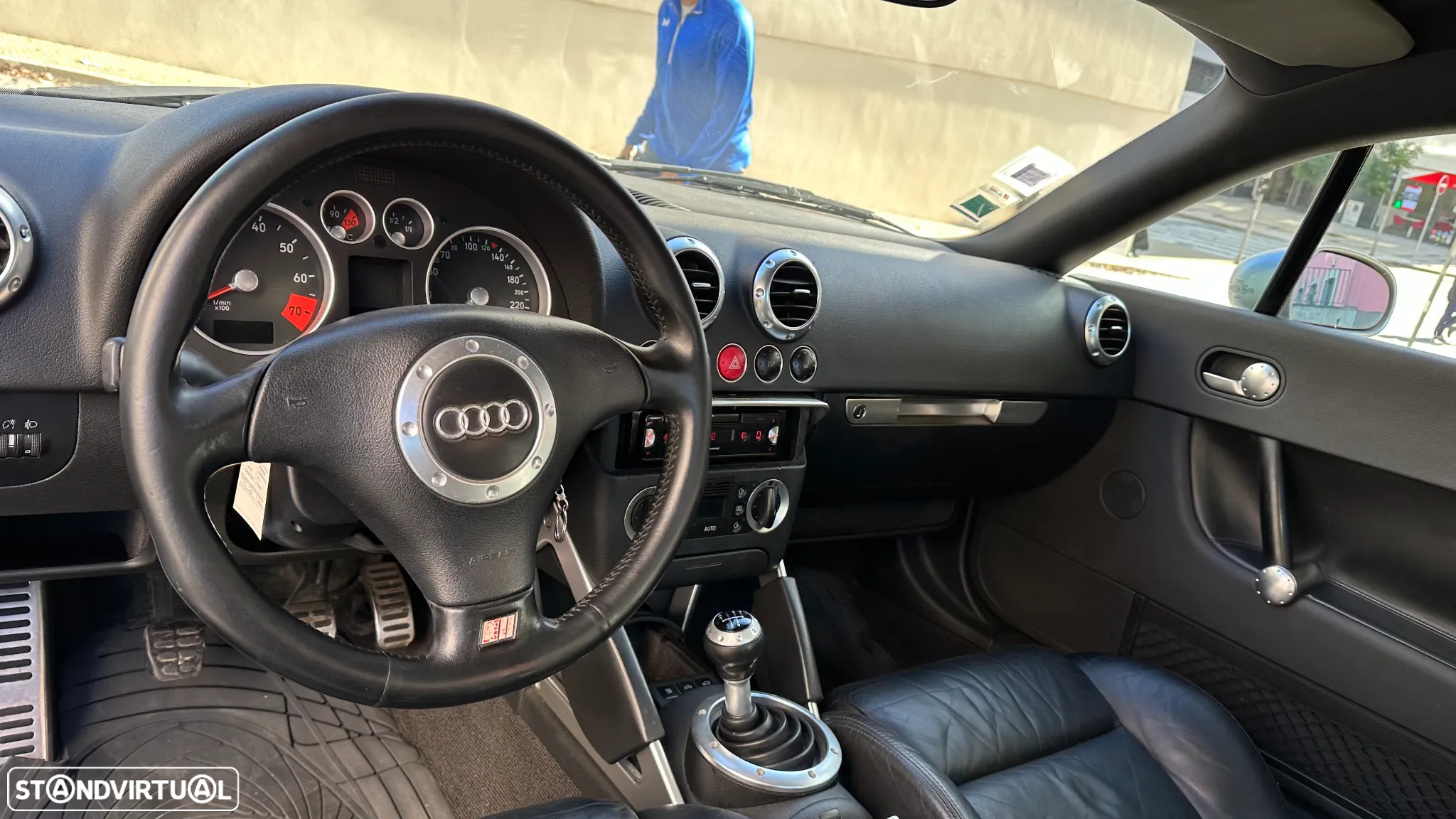 Audi TT Coupé 1.8 T S-line - 23