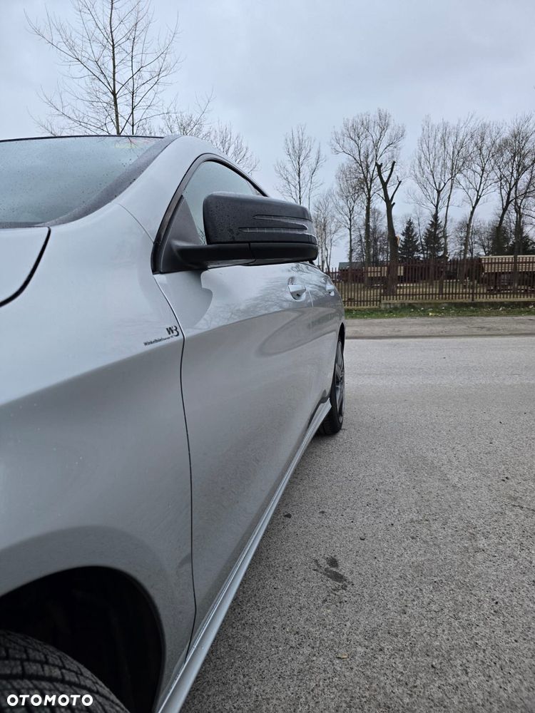 Mercedes-Benz CLA 220 d 7G-DCT - 5