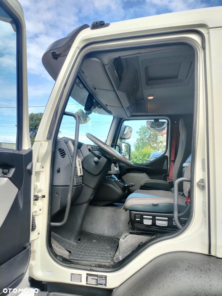 Volvo FL - 18