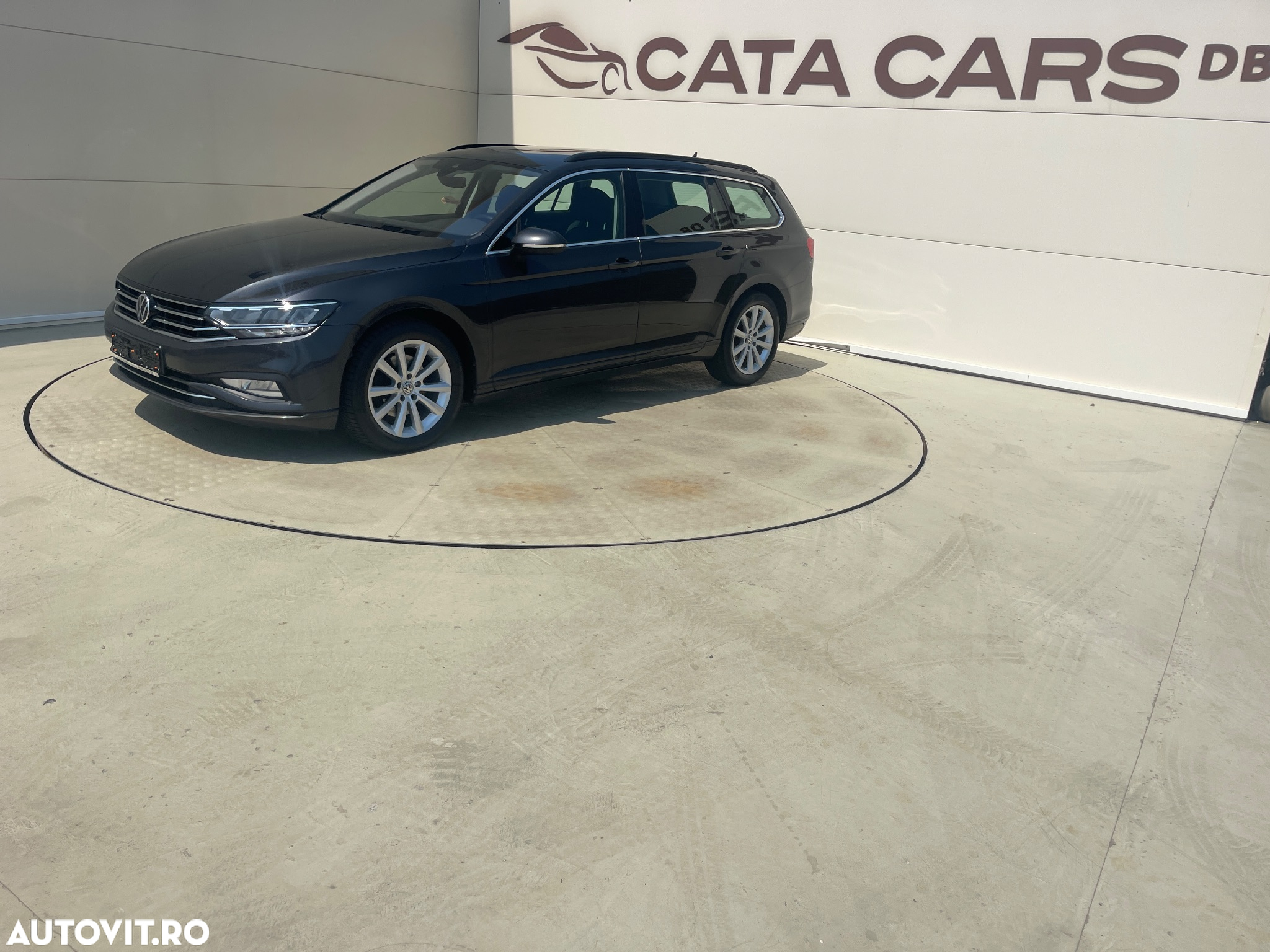 Volkswagen Passat - 5