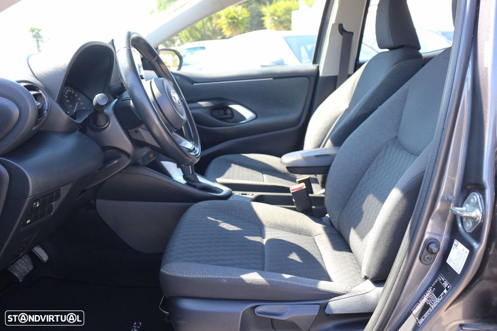 Toyota Yaris 1.5 HDF Comfort - 34