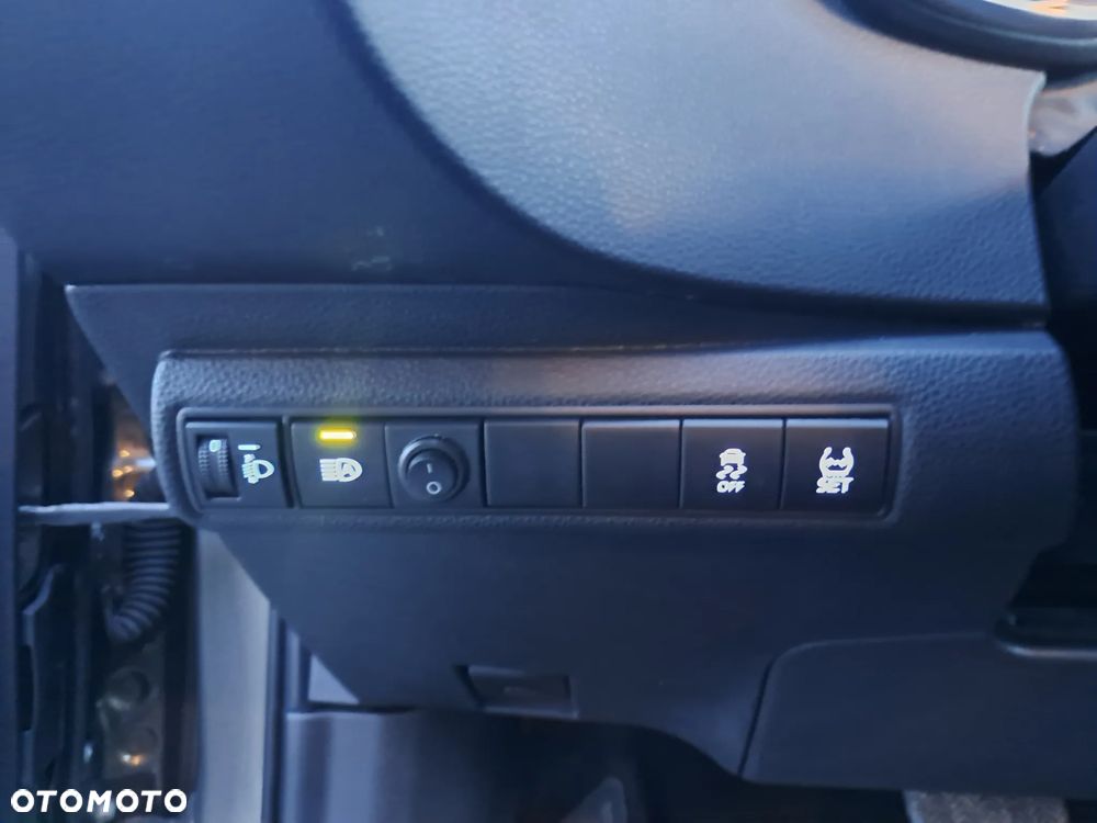 Toyota Corolla - 28
