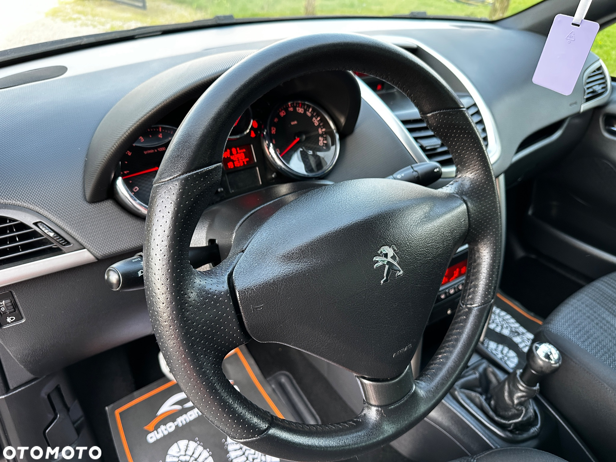 Peugeot 207 CC - 21