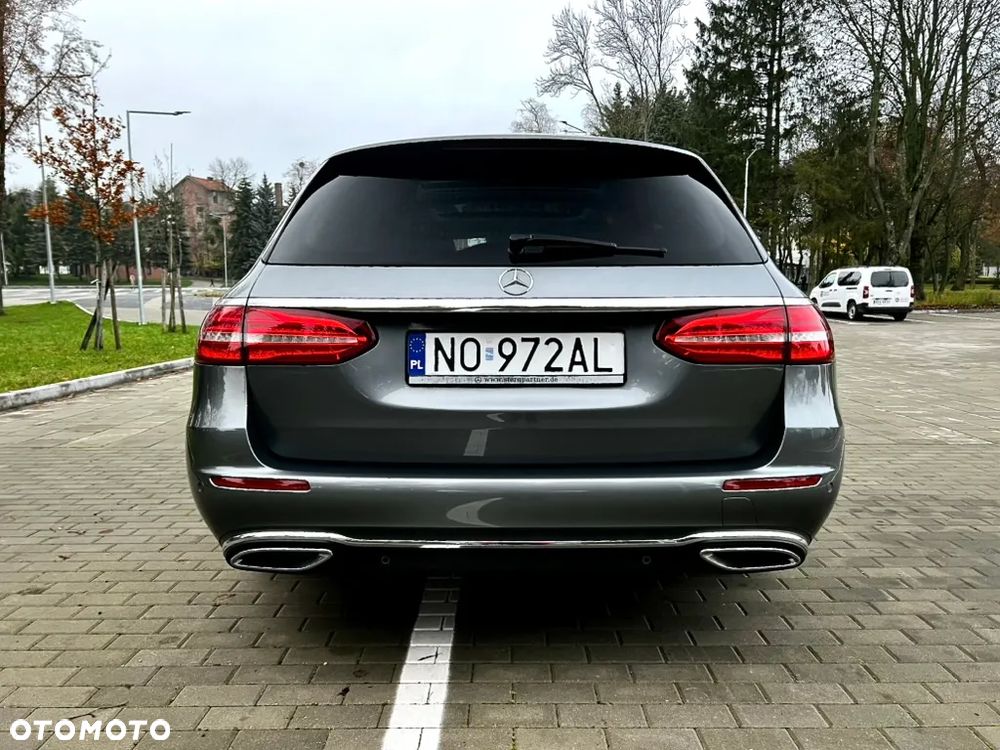 Mercedes-Benz Klasa E 300 d T 9G-TRONIC Avantgarde - 5