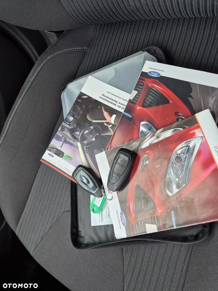 Ford Focus 1.6 EcoBoost Start-Stopp-System Titanium - 40