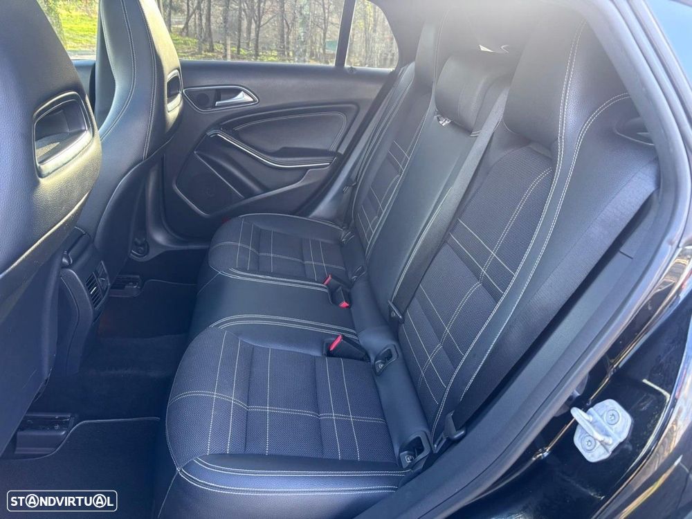 Mercedes-Benz CLA 200 d Shooting Brake Urban - 18