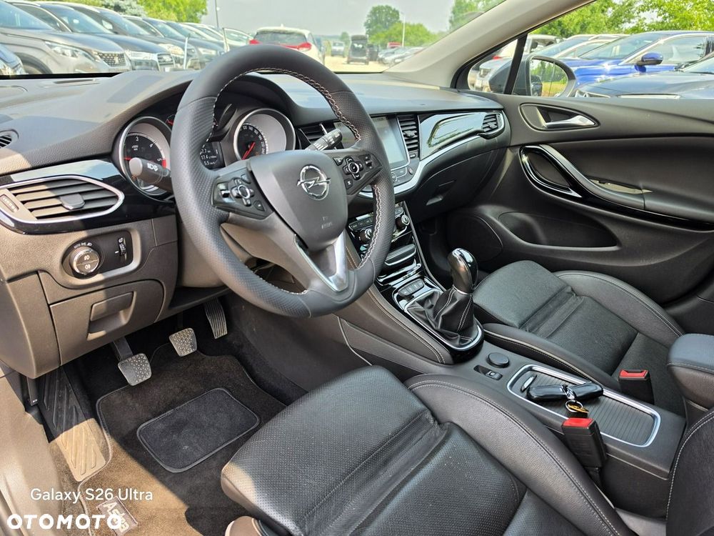 Opel Astra 1.6 BiTurbo D (CDTI) Start/Stop Innovation - 27