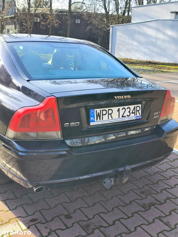 Volvo S60 2.5T Momentum - 31
