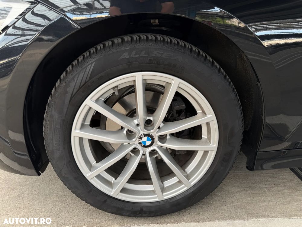 BMW Seria 3 318i AT - 10