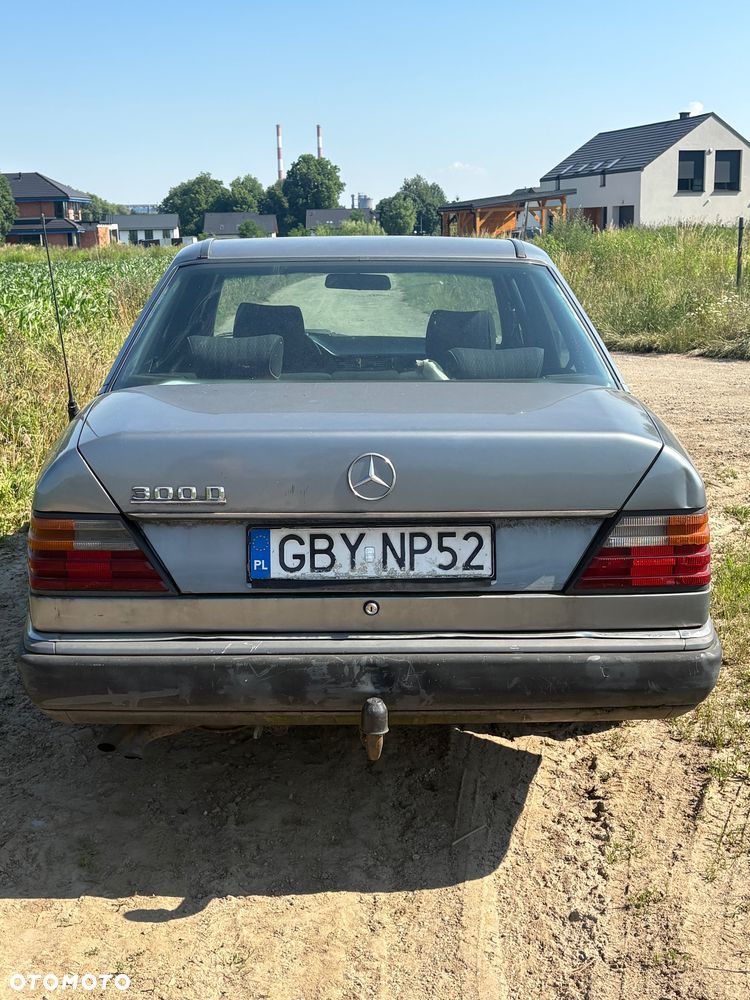 Mercedes-Benz W124 (1984-1993) - 15