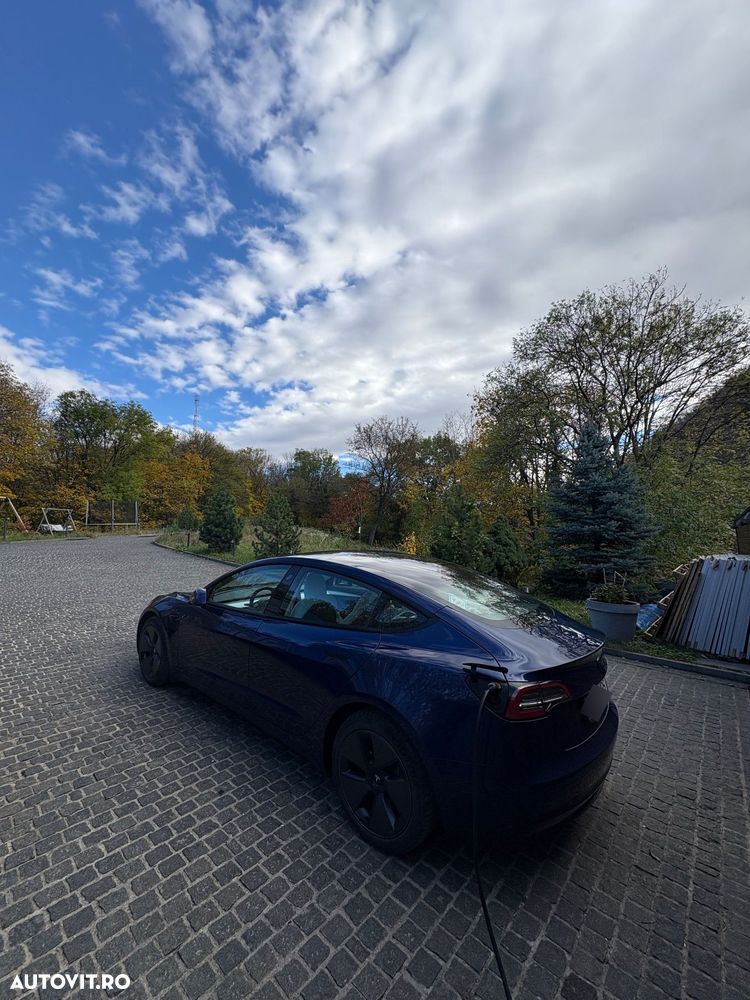 Tesla Model 3 Standard - 5