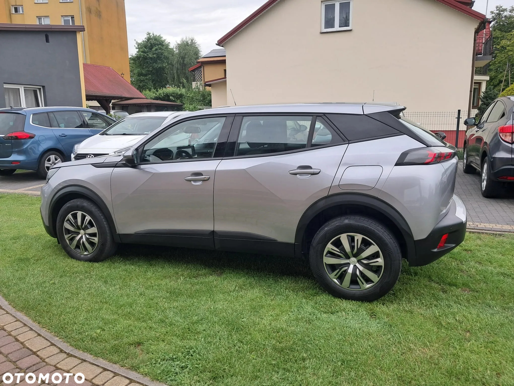 Peugeot 2008 1.5 BlueHDi Active S&S - 3