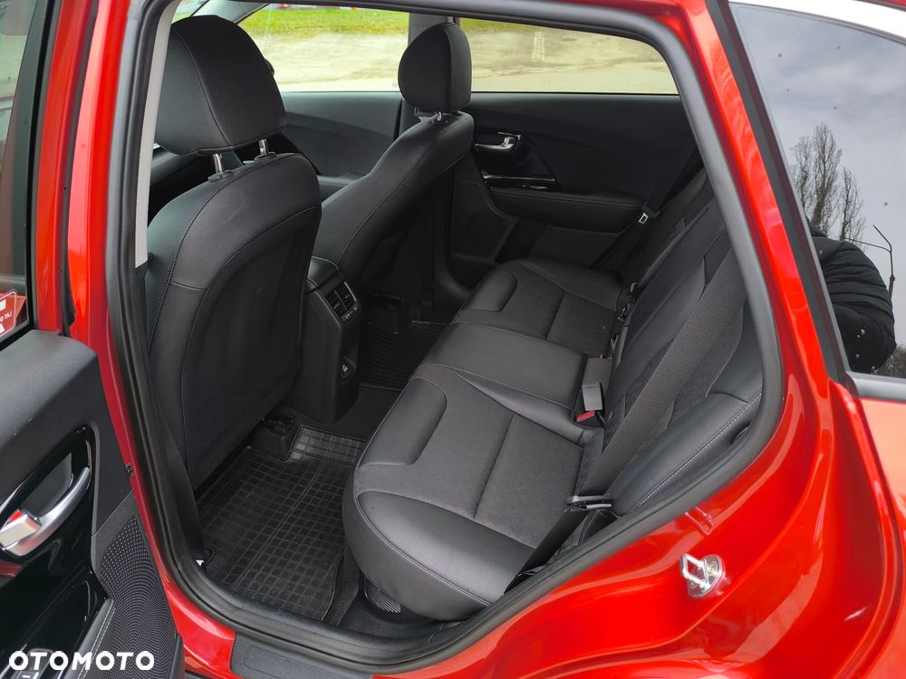 Kia Niro 1.6 GDI Hybrid L Business Line - 16