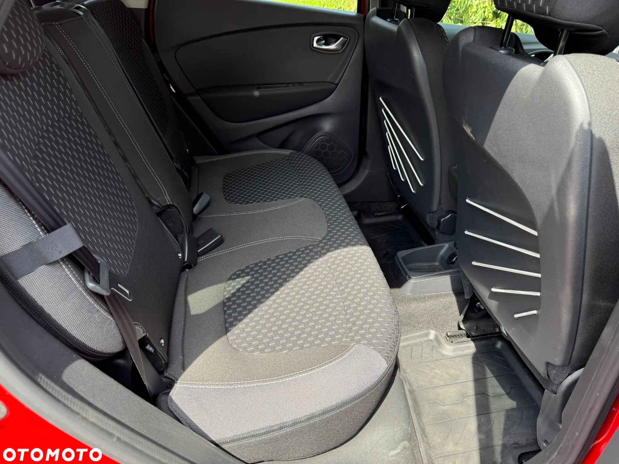 Renault Captur 1.3 Energy TCe S-Edition - 22