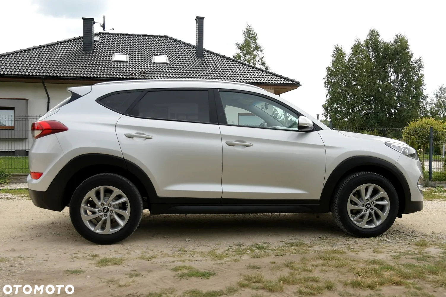 Hyundai Tucson blue 1.6 GDi 2WD Navi - 10