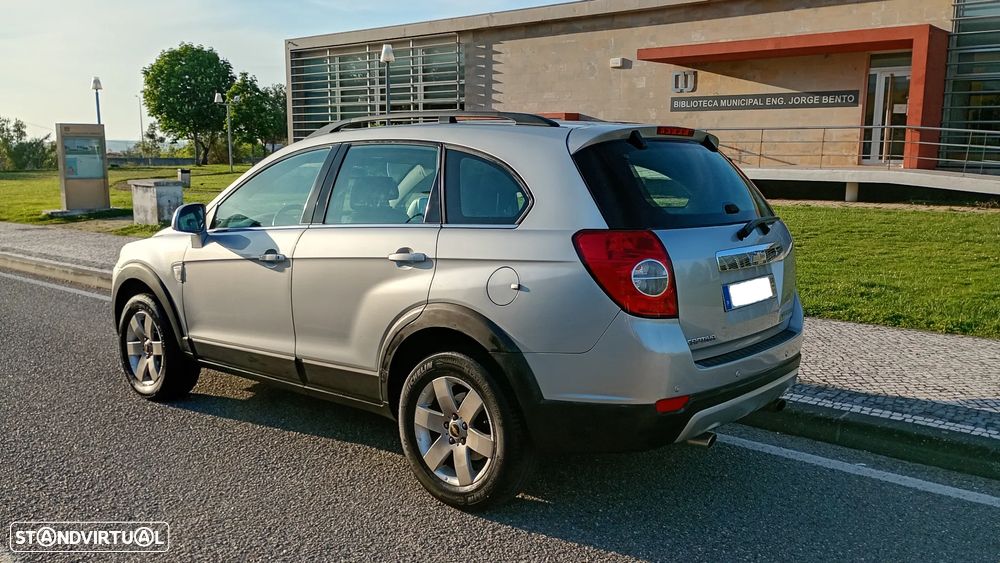 Chevrolet Captiva 2.0 VCDi Seven 7L - 4