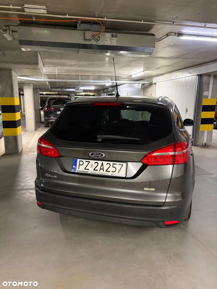 Ford Focus 1.0 EcoBoost Titanium ASS - 4