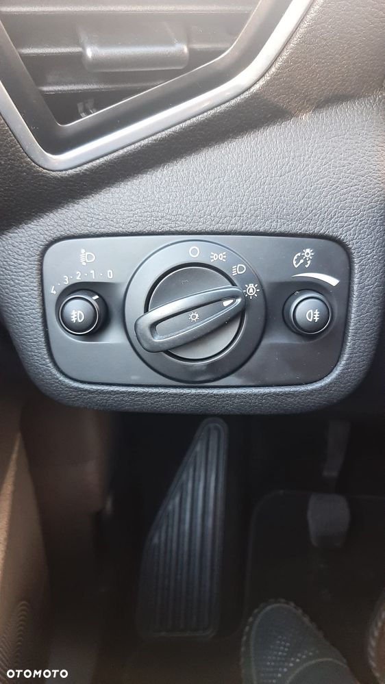 Ford Kuga 1.5 EcoBoost 2x4 Titanium - 23