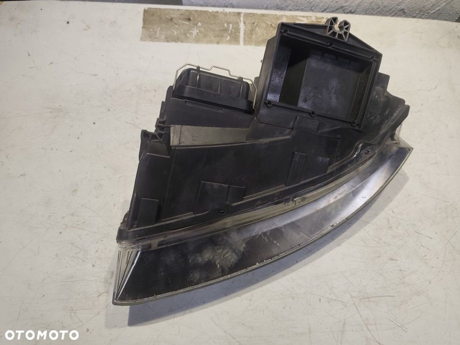 AUDI A4 B6 02r LAMPA PRAWY PRZÓD PRZEDNIA 8E0941030C - 4