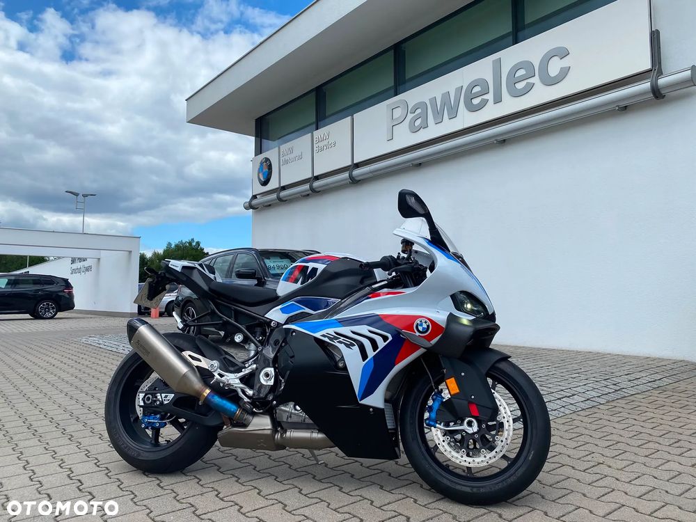 BMW S