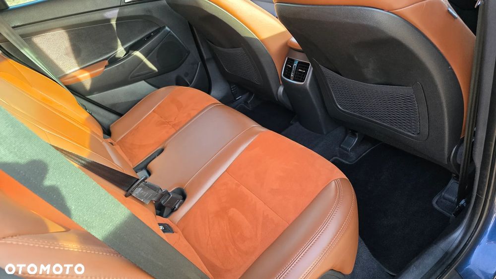 Hyundai Tucson blue 1.6 GDi 2WD Navi - 22