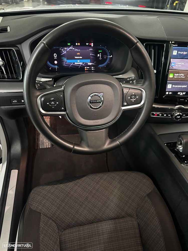 Volvo XC 60 T6 AWD Recharge Geartronic Inscription Expression - 17