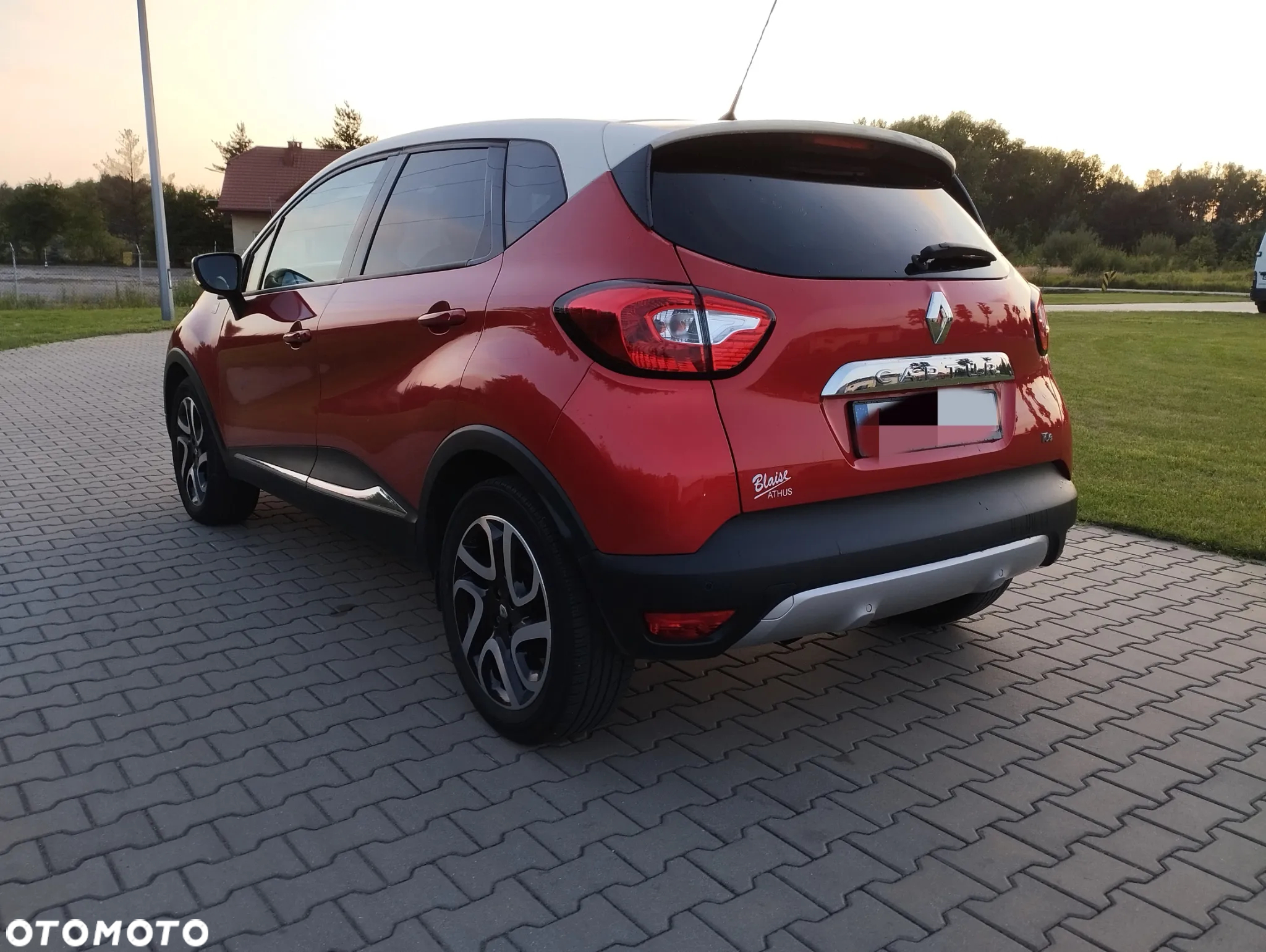 Renault Captur 1.2 TCe Helly Hansen EDC - 7
