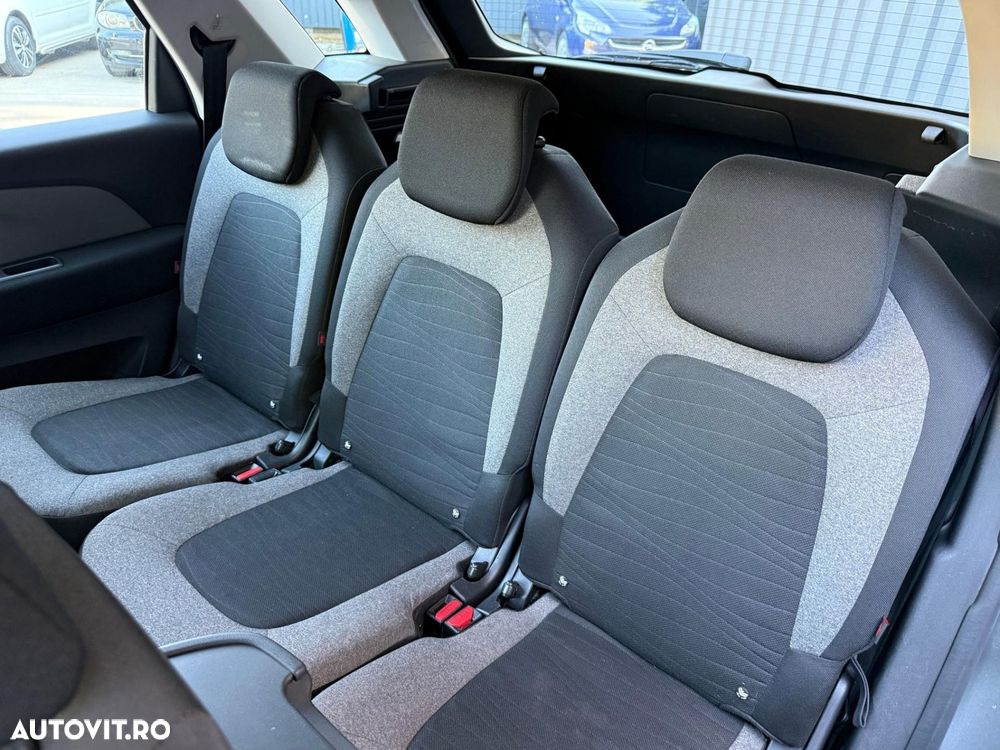 Citroën C4 Picasso - 12