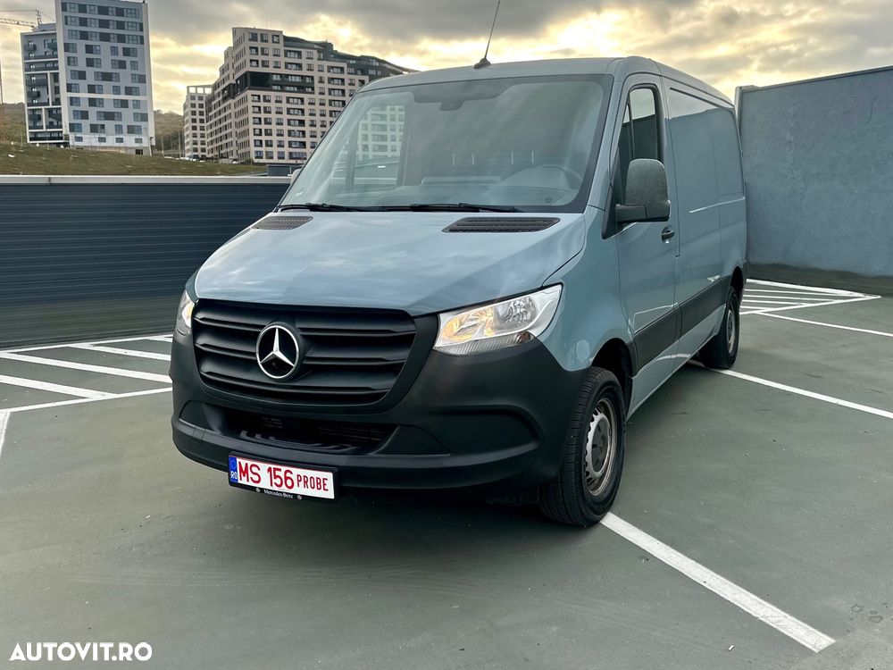 Mercedes-Benz Sprinter - 32