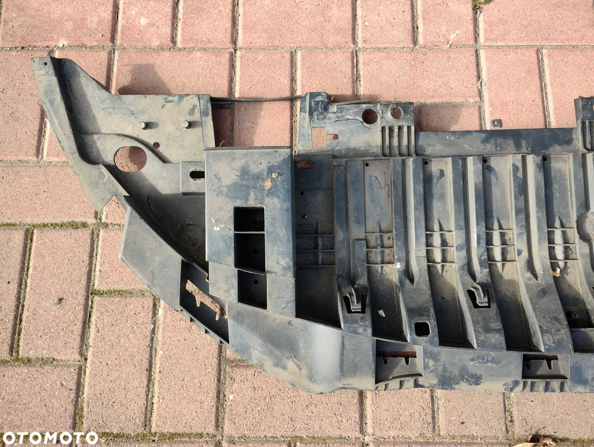 Osłona pod zderzak Renault Scenic III Lift - 2