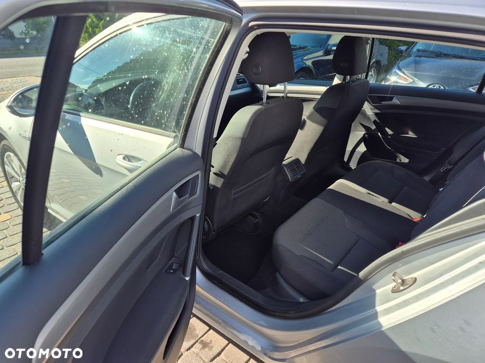 Volkswagen Golf 1.0 TSI BlueMotion Comfortline - 8