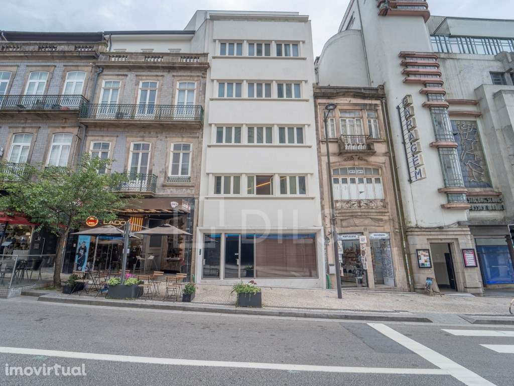 Apartamento T2 duplex situado na Baixa do Porto - Grande imagem: 5/60