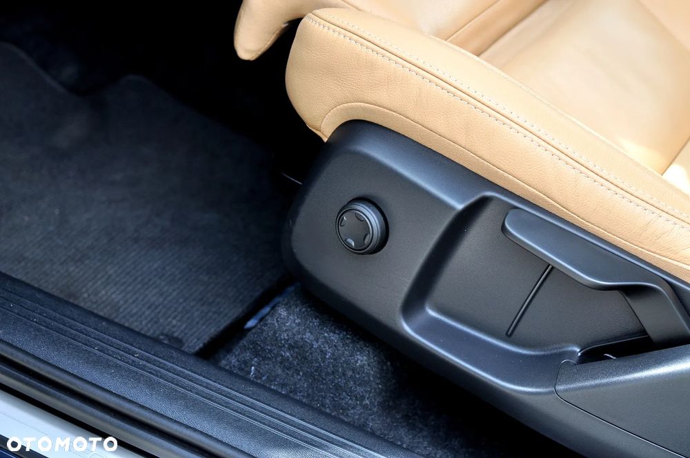 Volvo XC 40 T4 Recharge DKG Inscription - 14