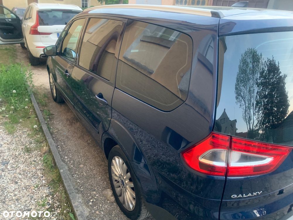 Ford Galaxy - 33